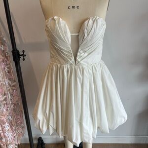 Elegant Strapless White Dress